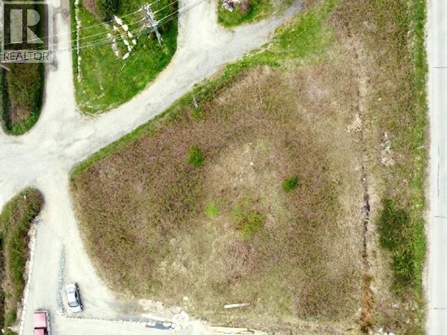 8122 HIGHWAY 101, Powell River
