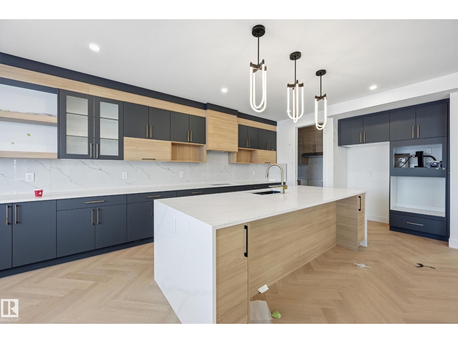 4 ELDRIDGE PT, St. Albert