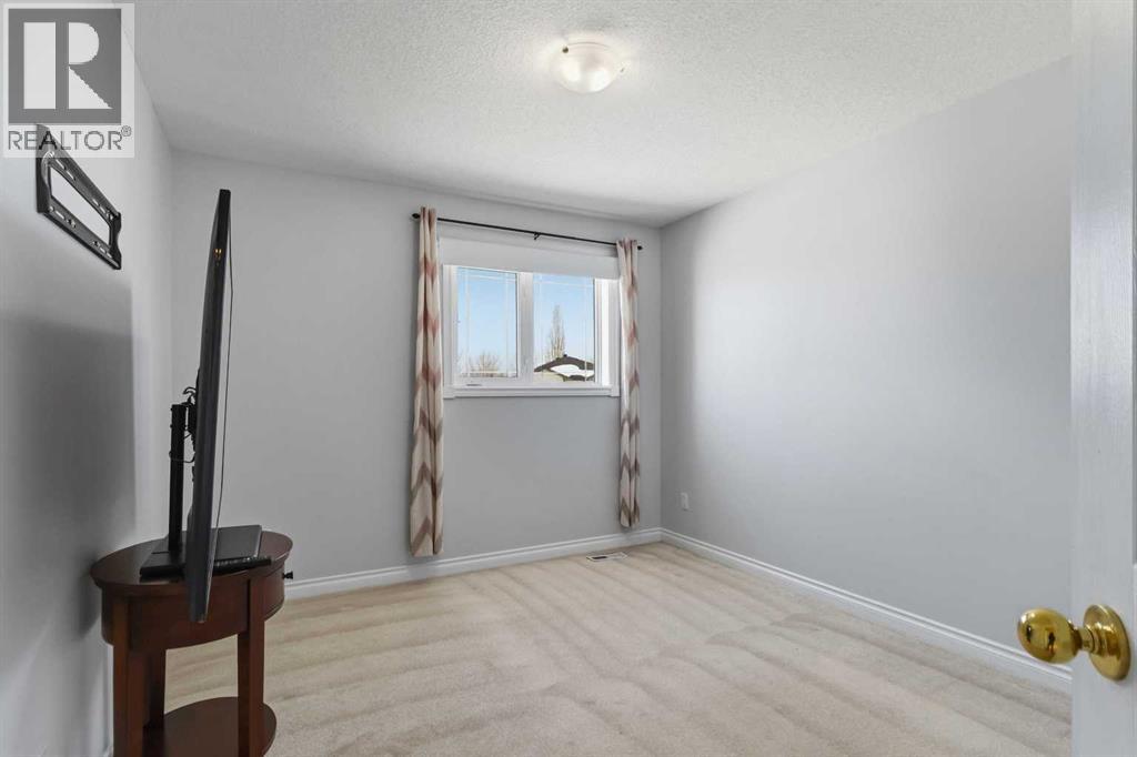 171 BURTON Place, Fort McMurray