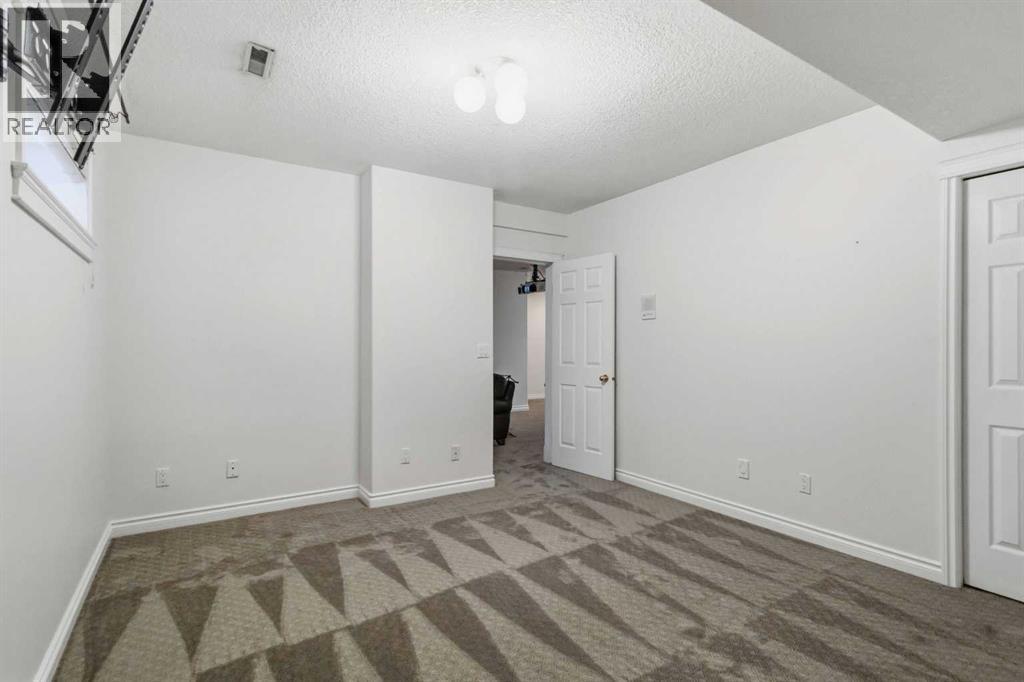 171 BURTON Place, Fort McMurray