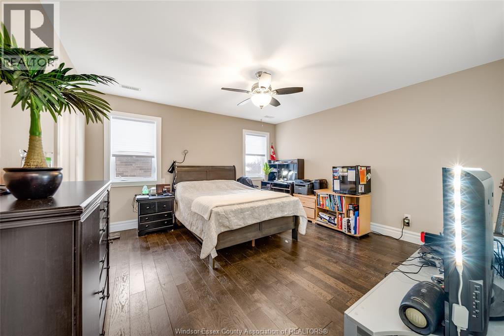 2280 DANDURAND - 28