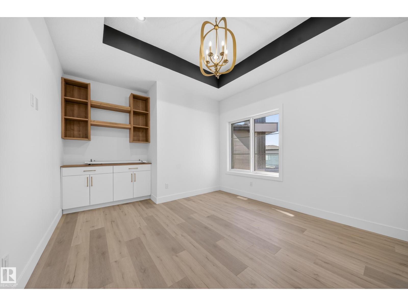 6025 19 ST NE - 43