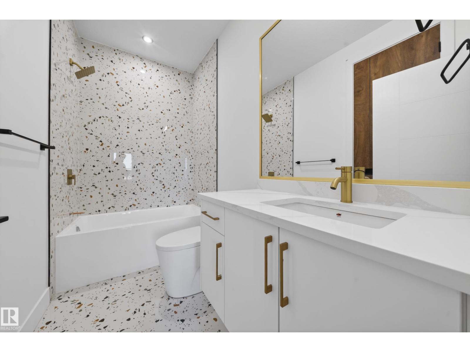 6025 19 ST NE - 36