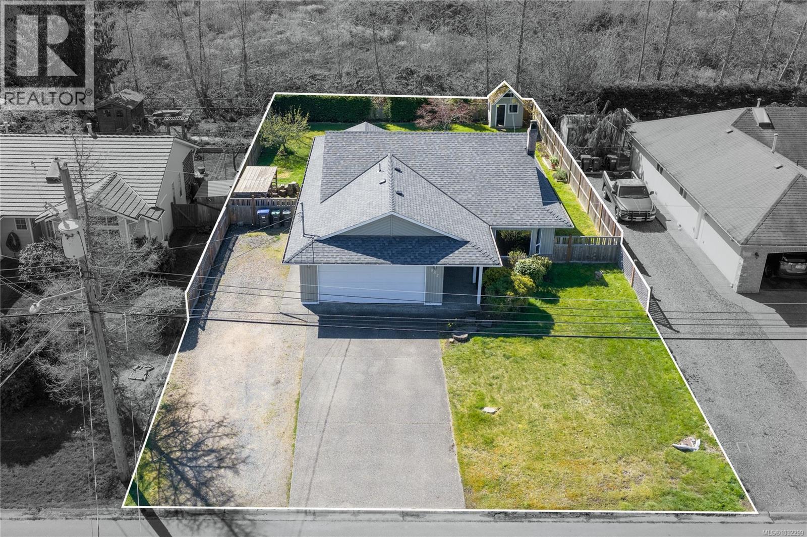 852 Aberdeen Dr, Parksville