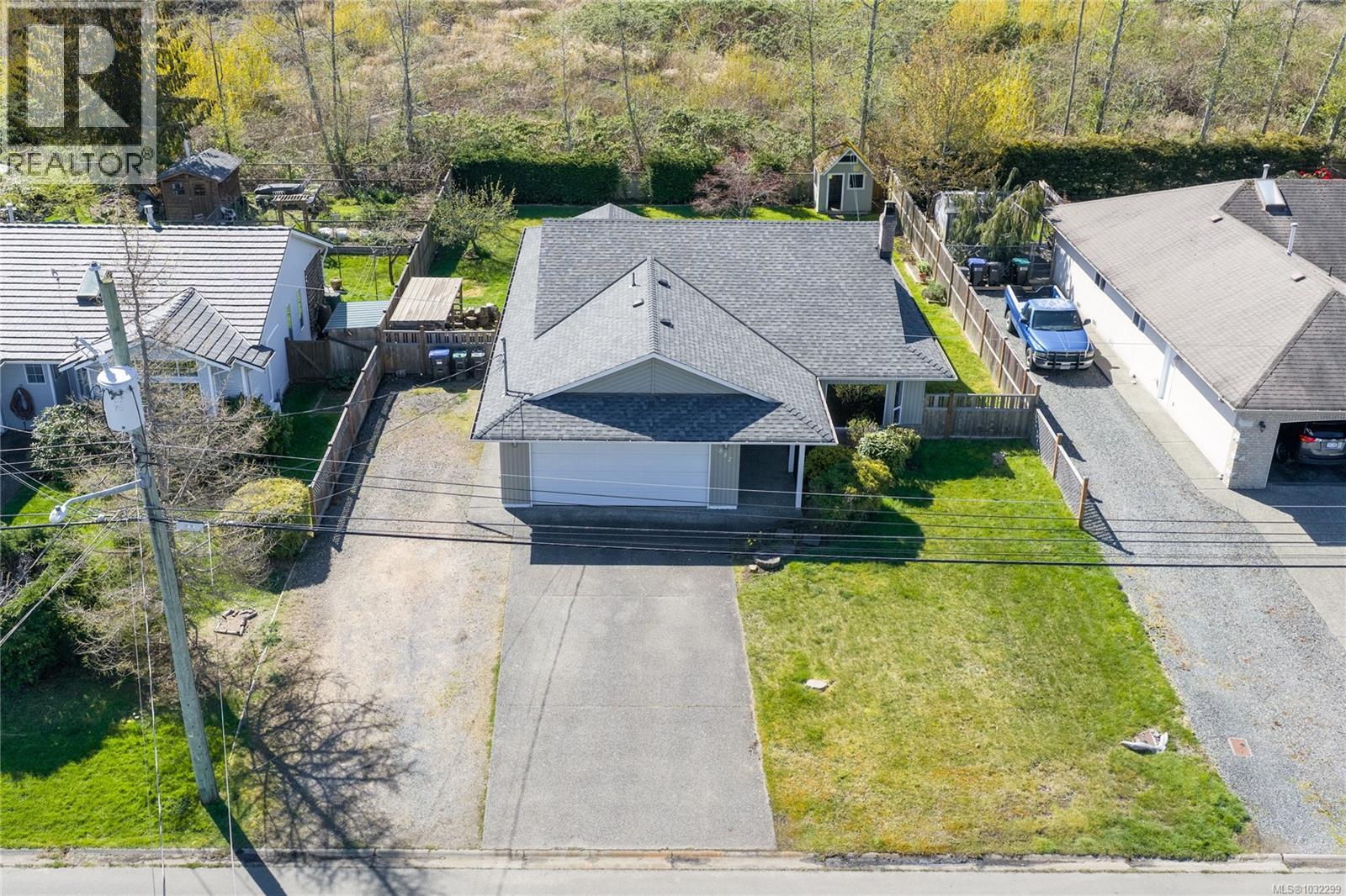 852 Aberdeen Dr, Parksville