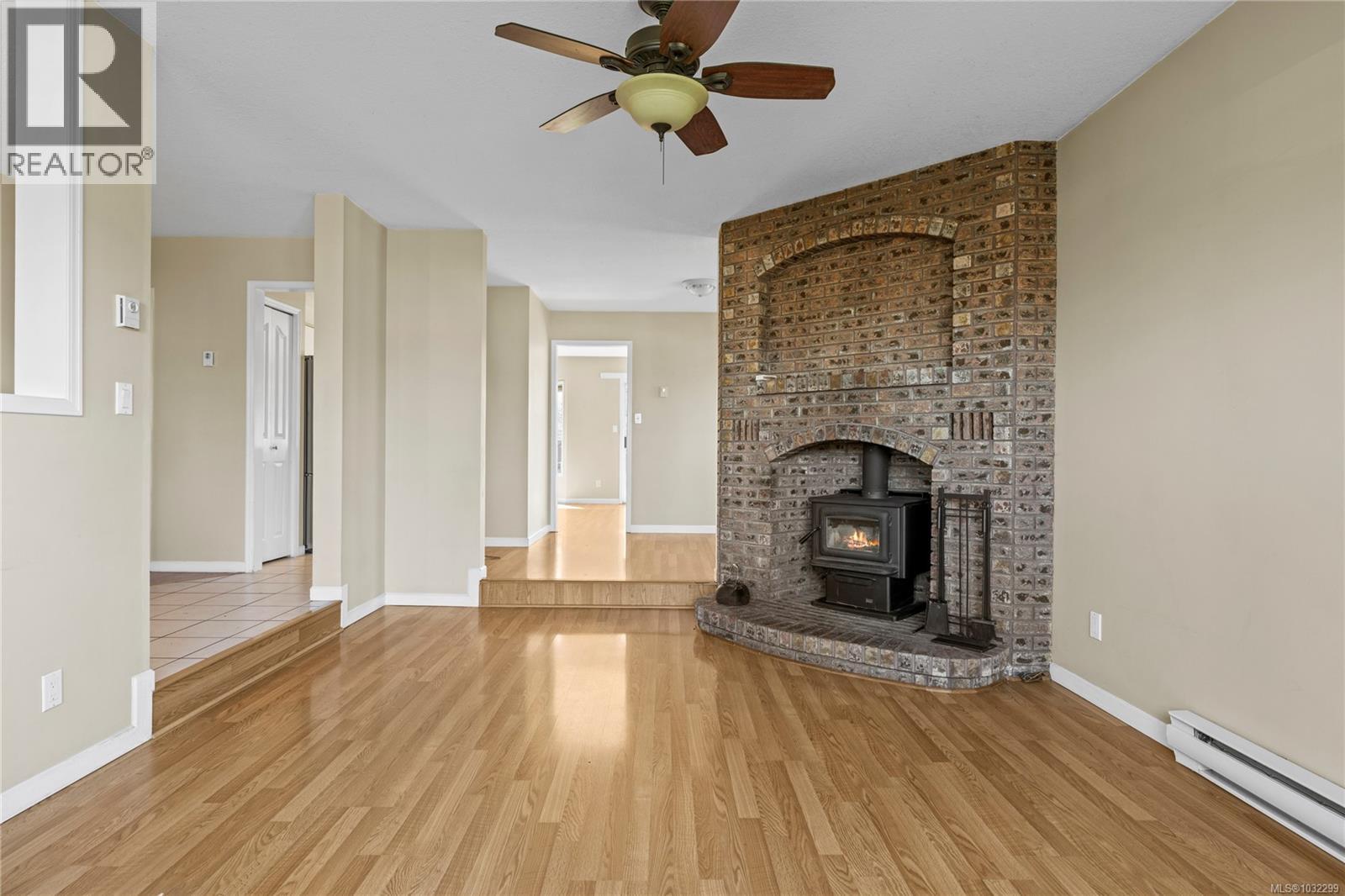 852 Aberdeen Dr, Parksville