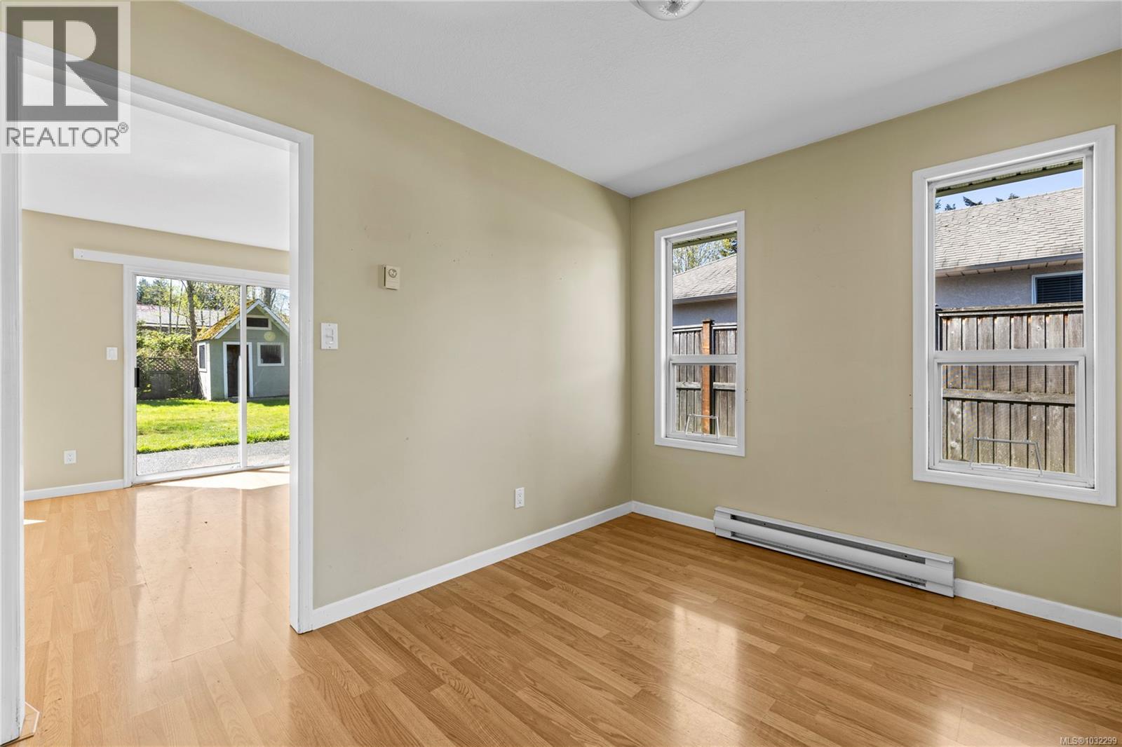 852 Aberdeen Dr, Parksville