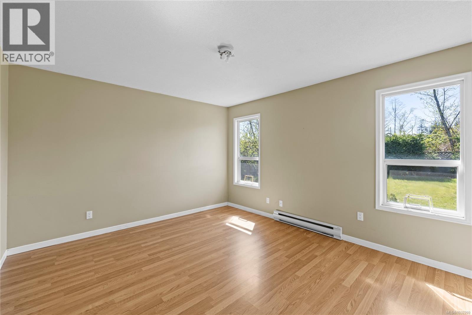 852 Aberdeen Dr, Parksville