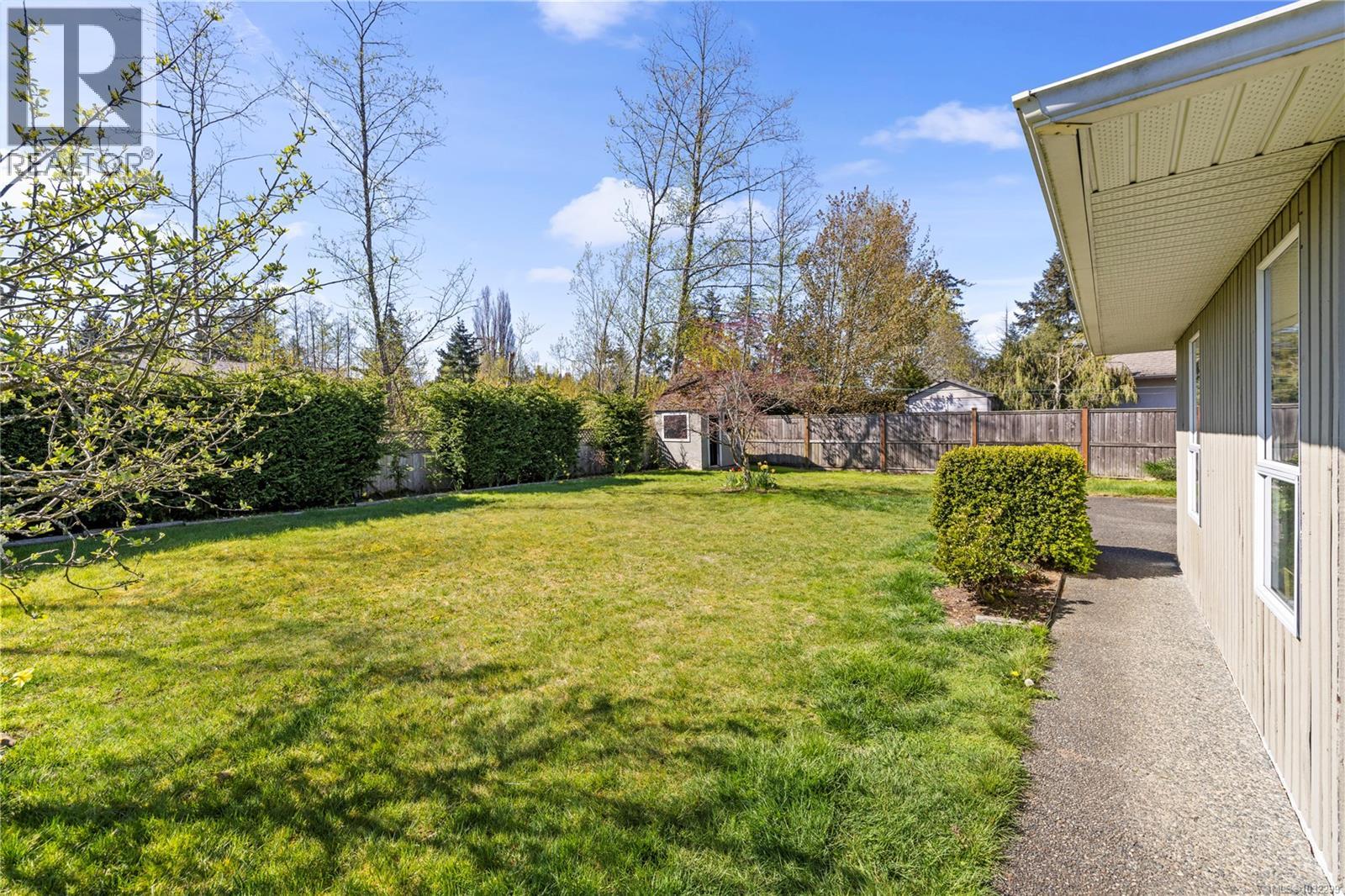 852 Aberdeen Dr, Parksville