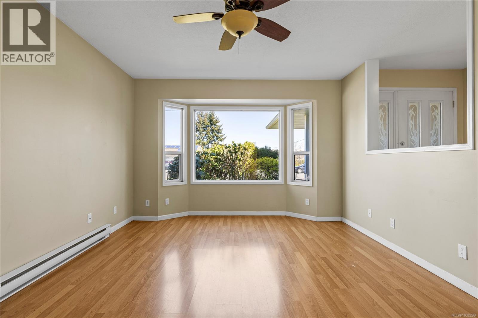 852 Aberdeen Dr, Parksville