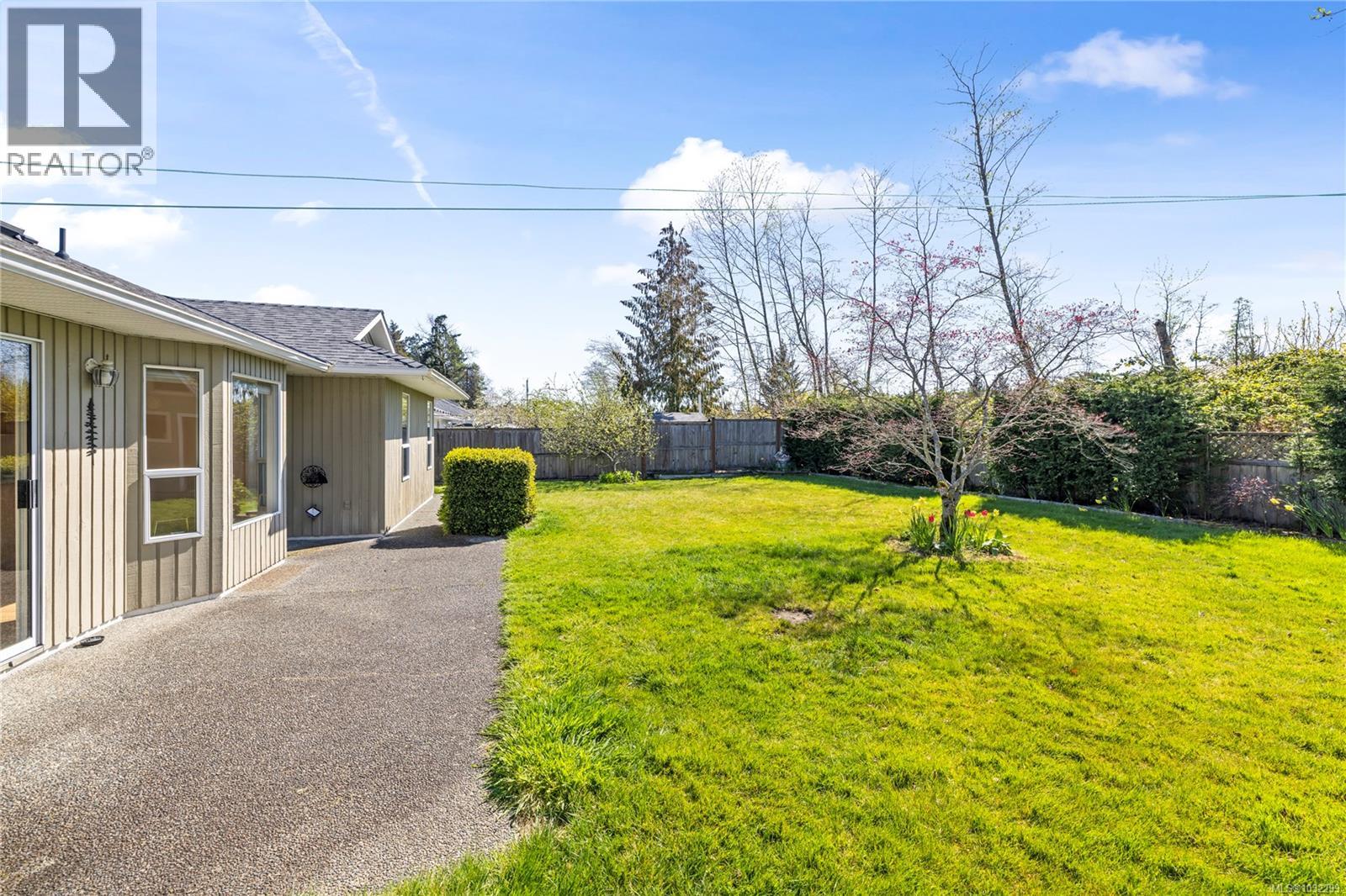 852 Aberdeen Dr, Parksville