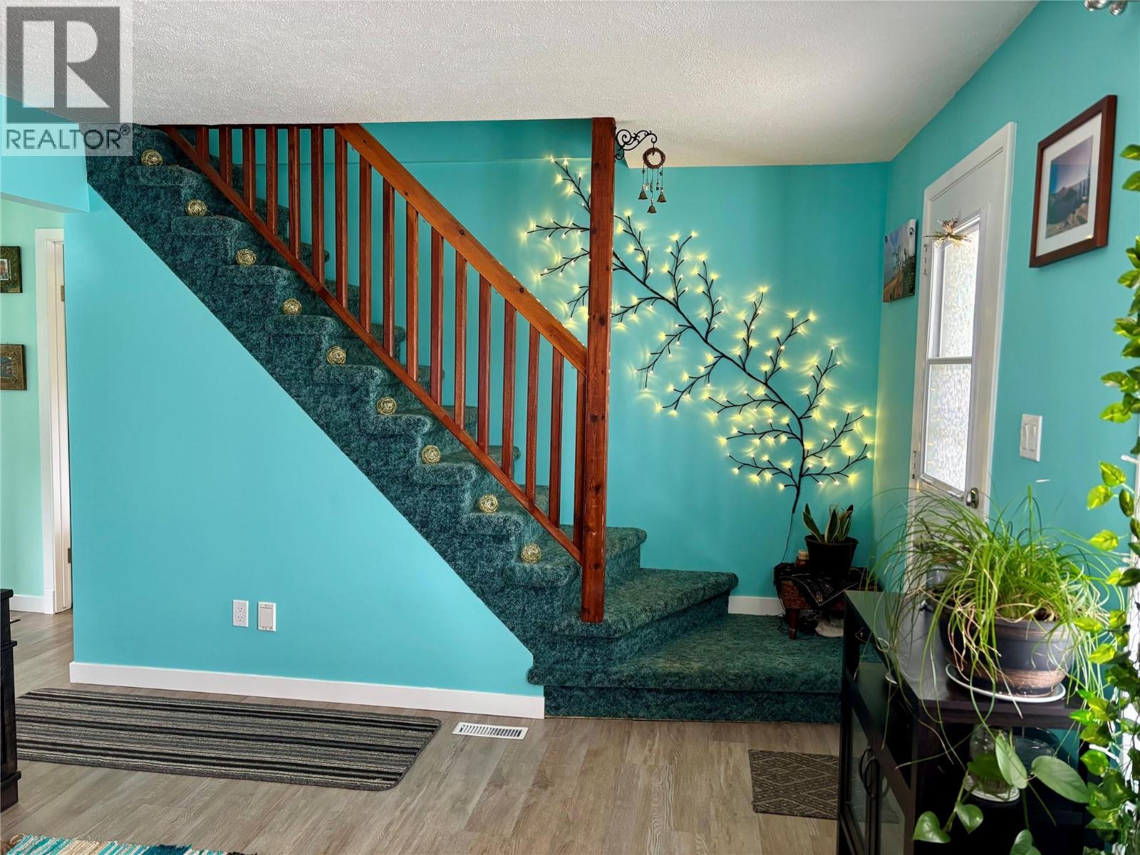 866 305TH STREET STREET - 22