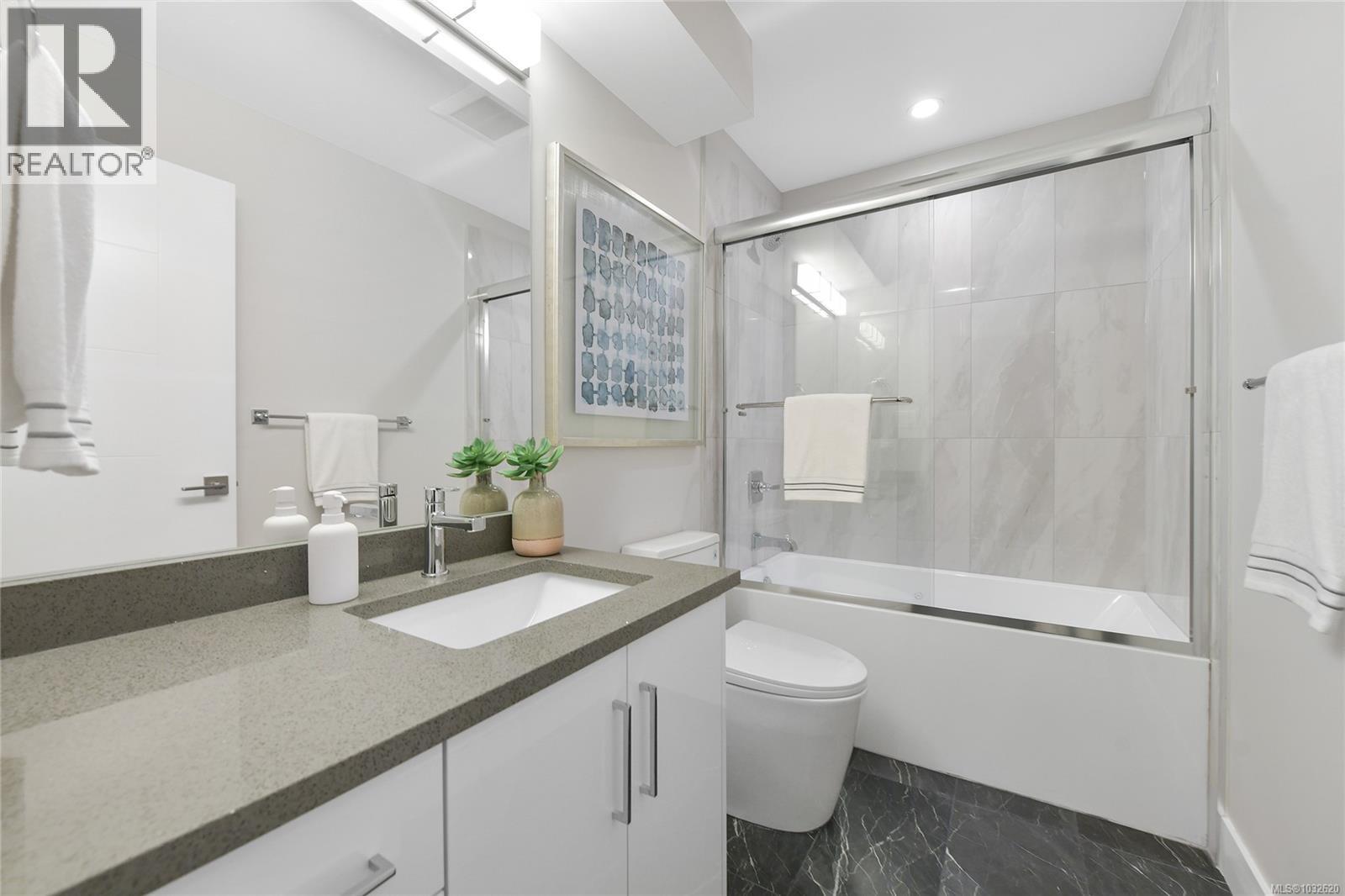 996 CITATION RD - 27