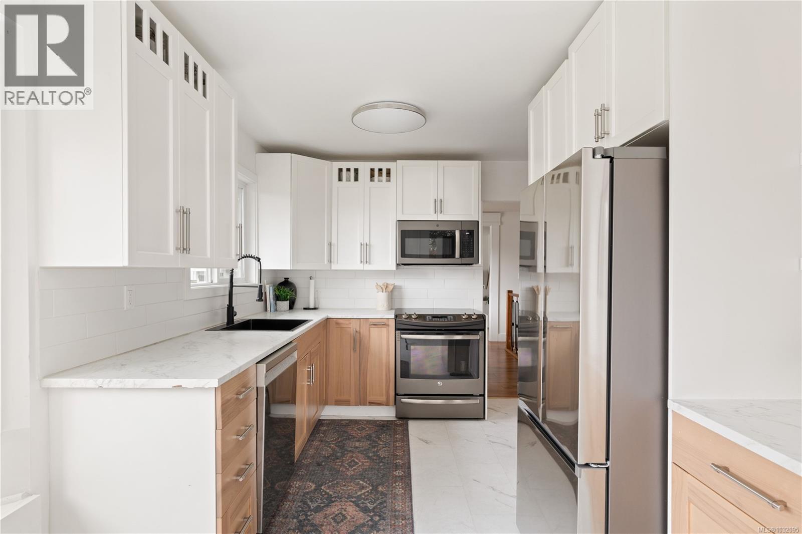  1322 Reginald Place, Langford