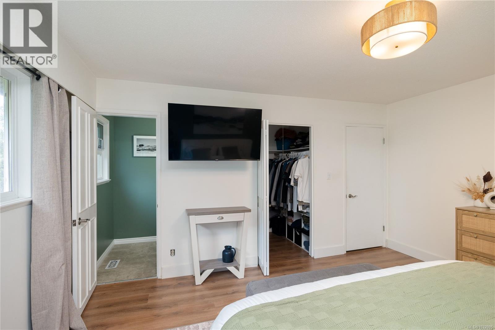  1322 Reginald Place, Langford