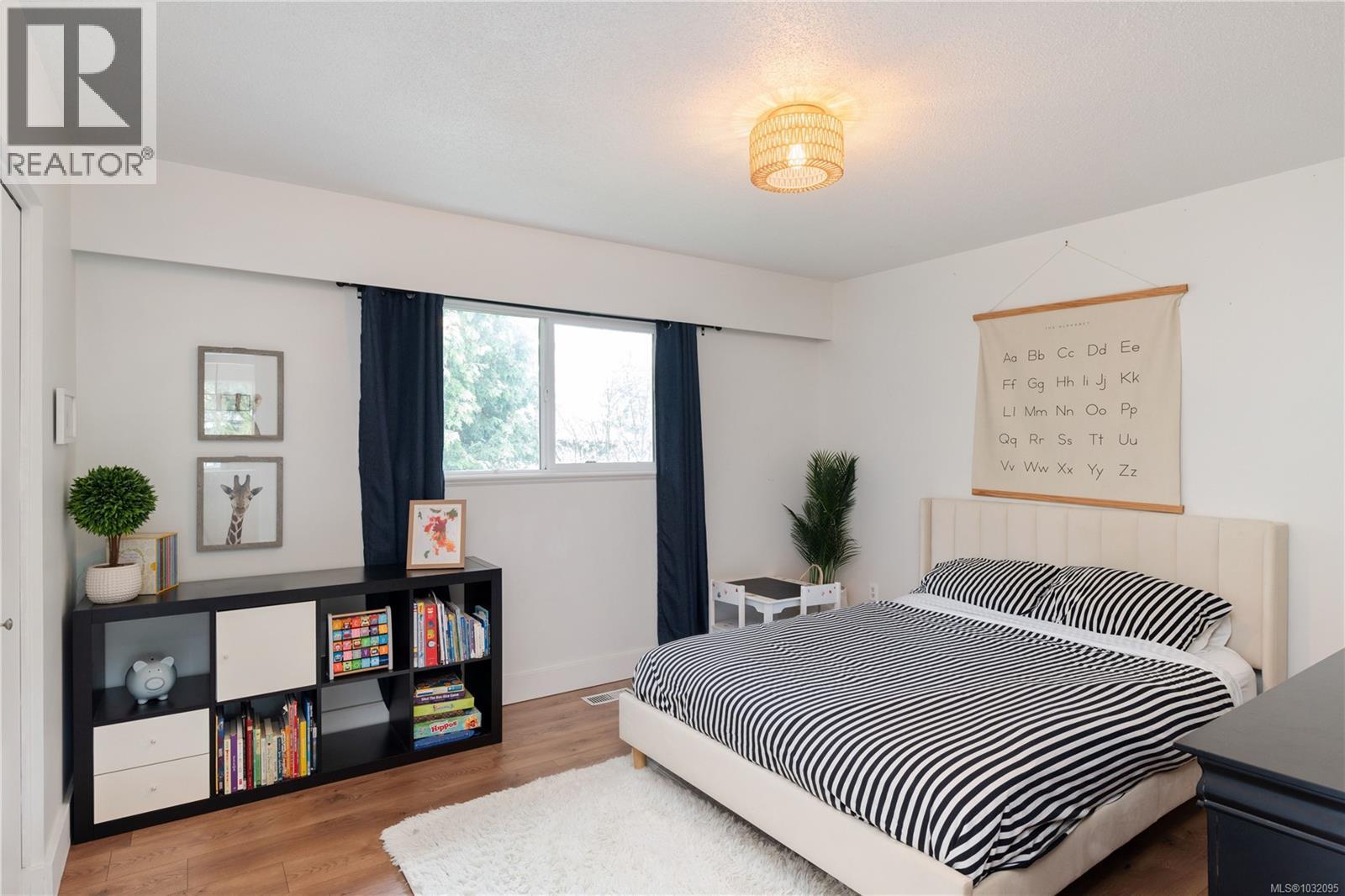  1322 Reginald Place, Langford