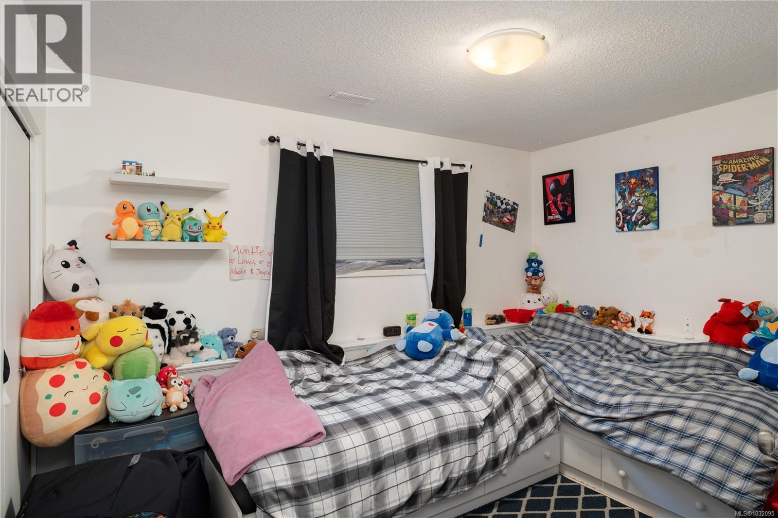  1322 Reginald Place, Langford