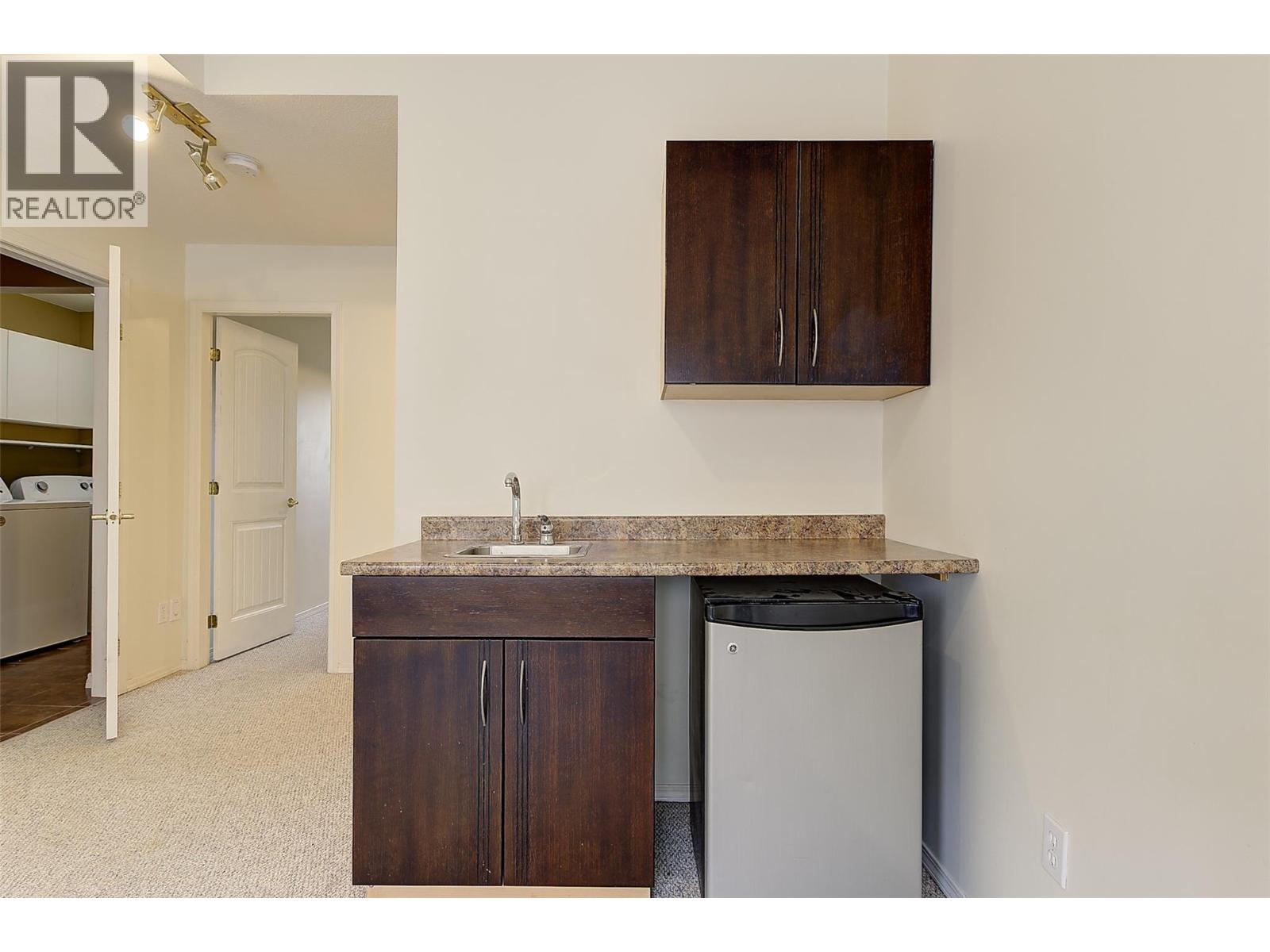 2425 2425 Mount Baldy Drive Unit# 3 Lot# SL 3, Kelowna