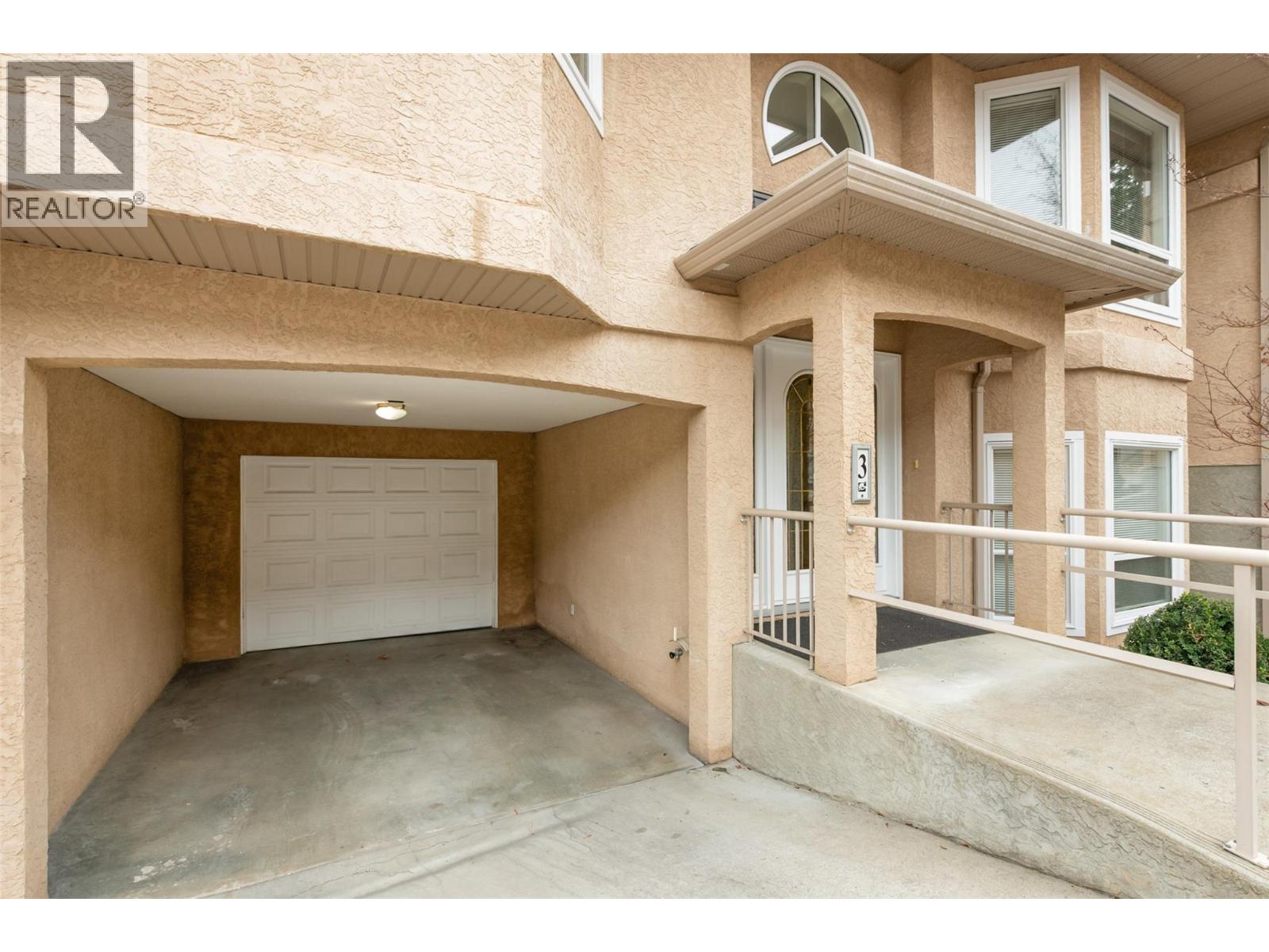 2425 2425 Mount Baldy Drive Unit# 3 Lot# SL 3, Kelowna