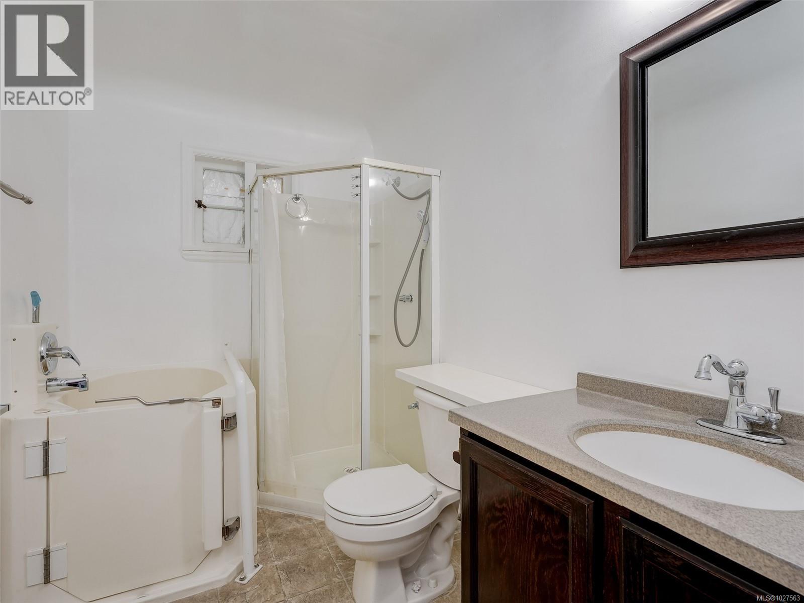  3551 Doncaster Drive, Saanich