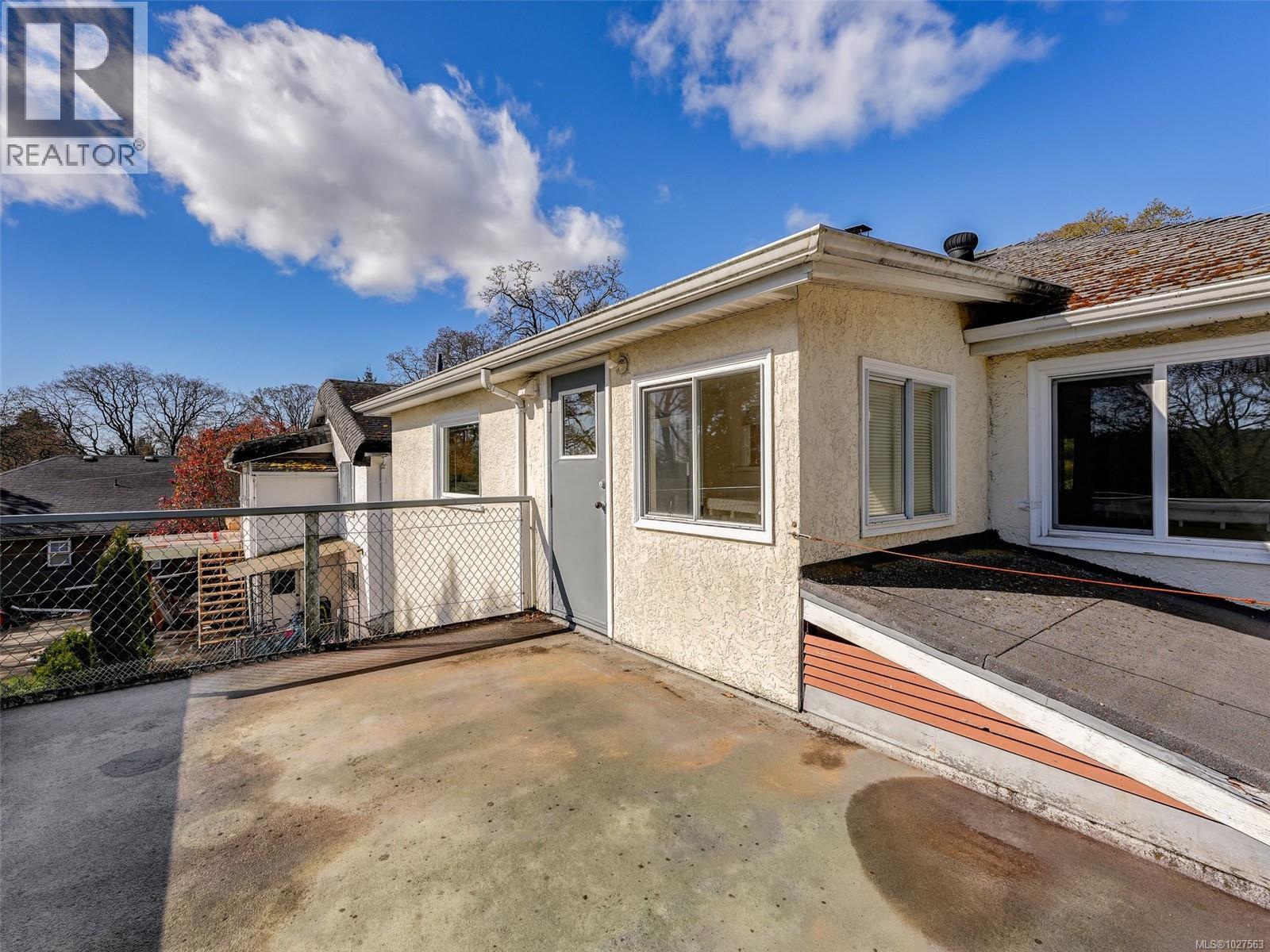  3551 Doncaster Drive, Saanich