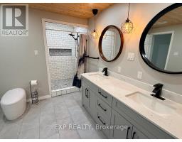 5584 Highway 35 Highway Nw, Kawartha Lakes, ON K0M1N0 Photo 9