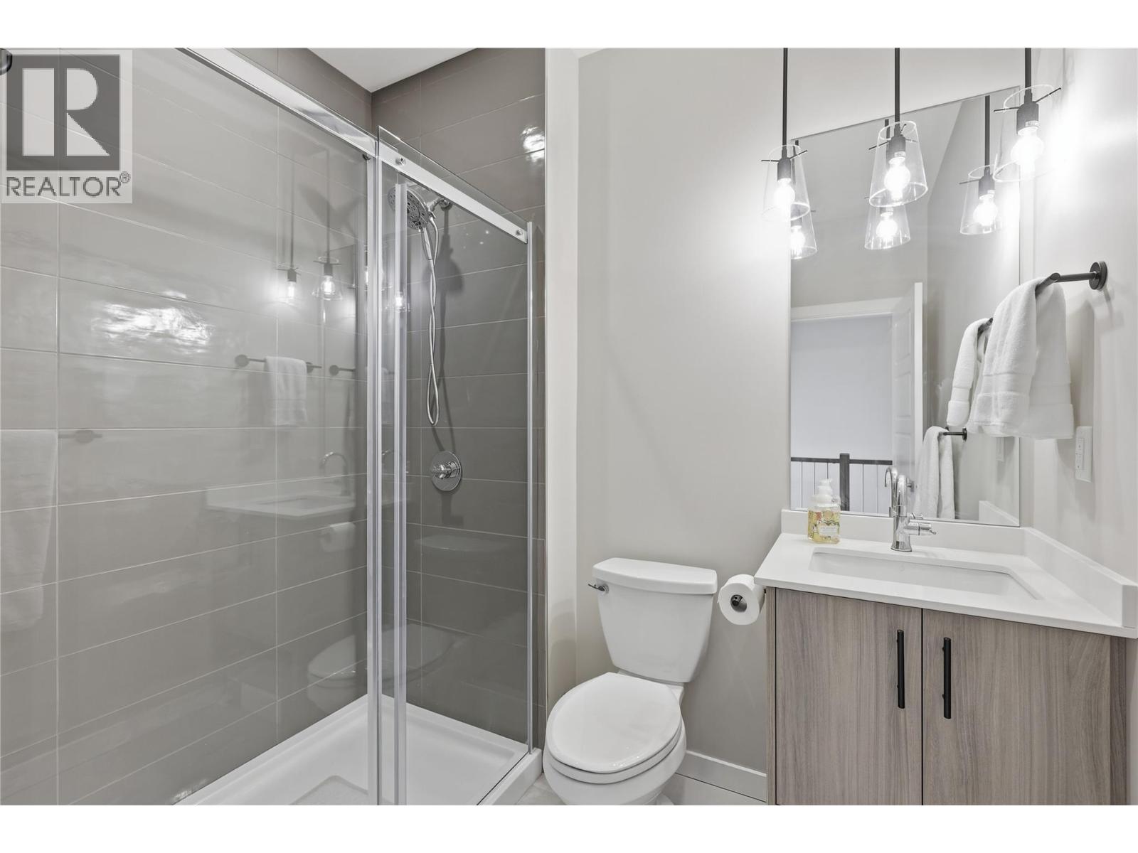 #14 260 Rue Cheval Noir Unit# 14 - 27