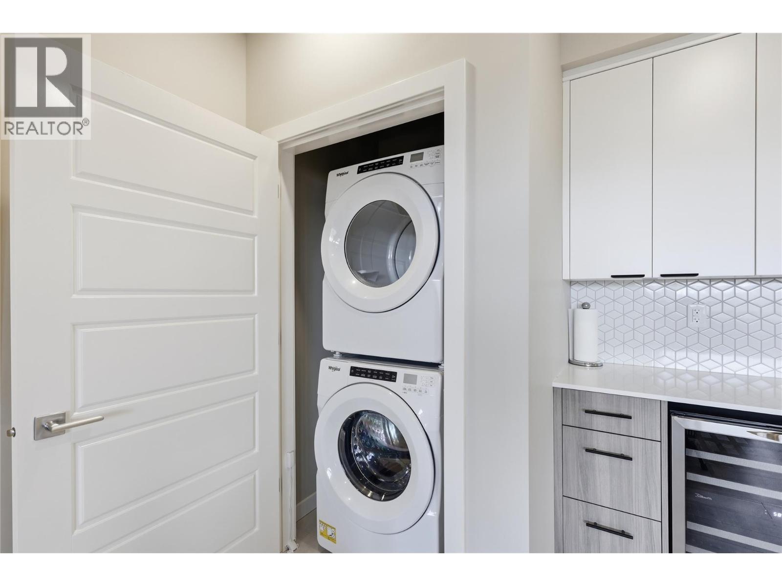 #14 260 Rue Cheval Noir Unit# 14 - 39