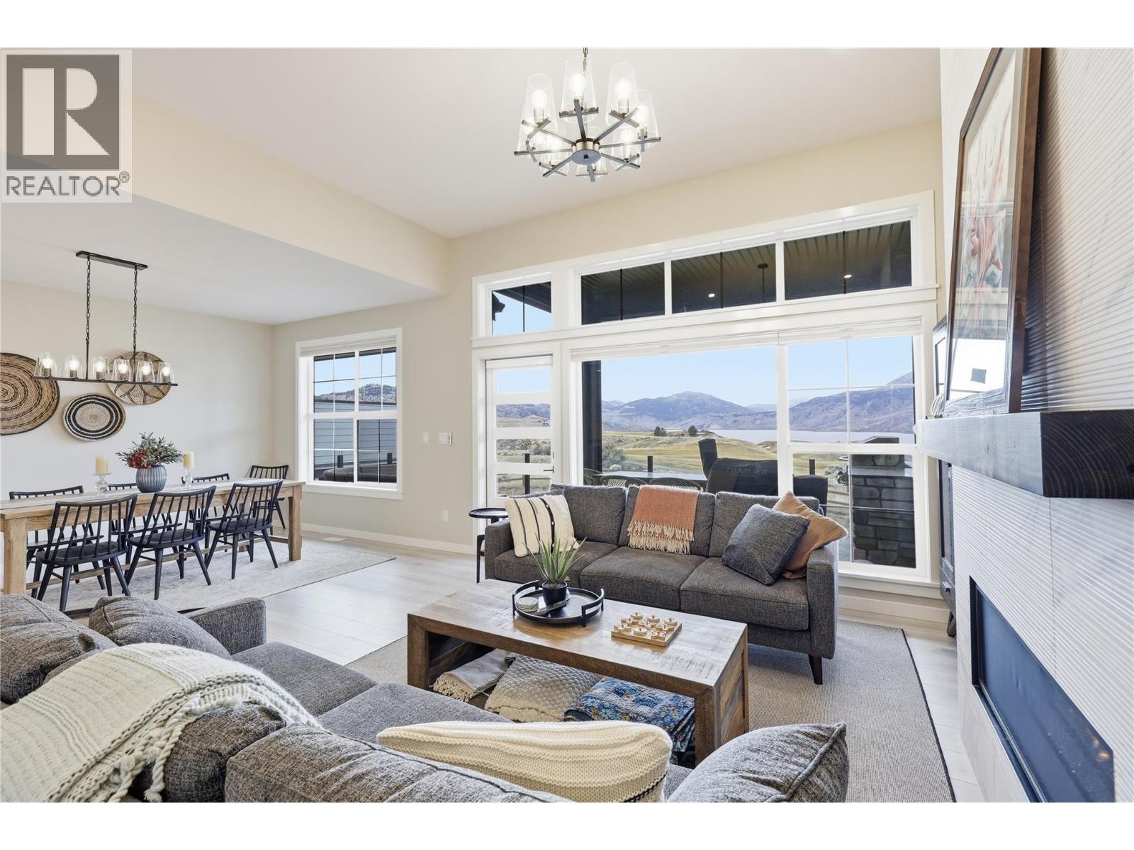 #14 260 Rue Cheval Noir Unit# 14 - 9