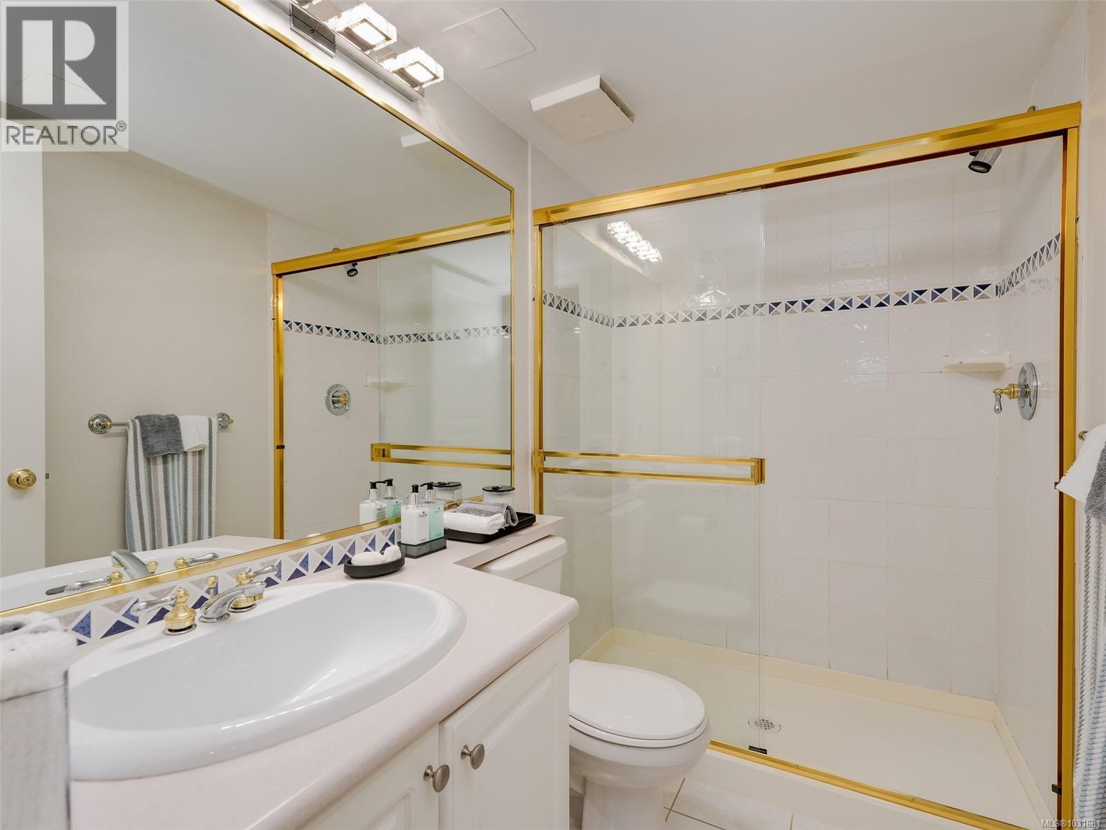 104 75 Songhees Road, Victoria