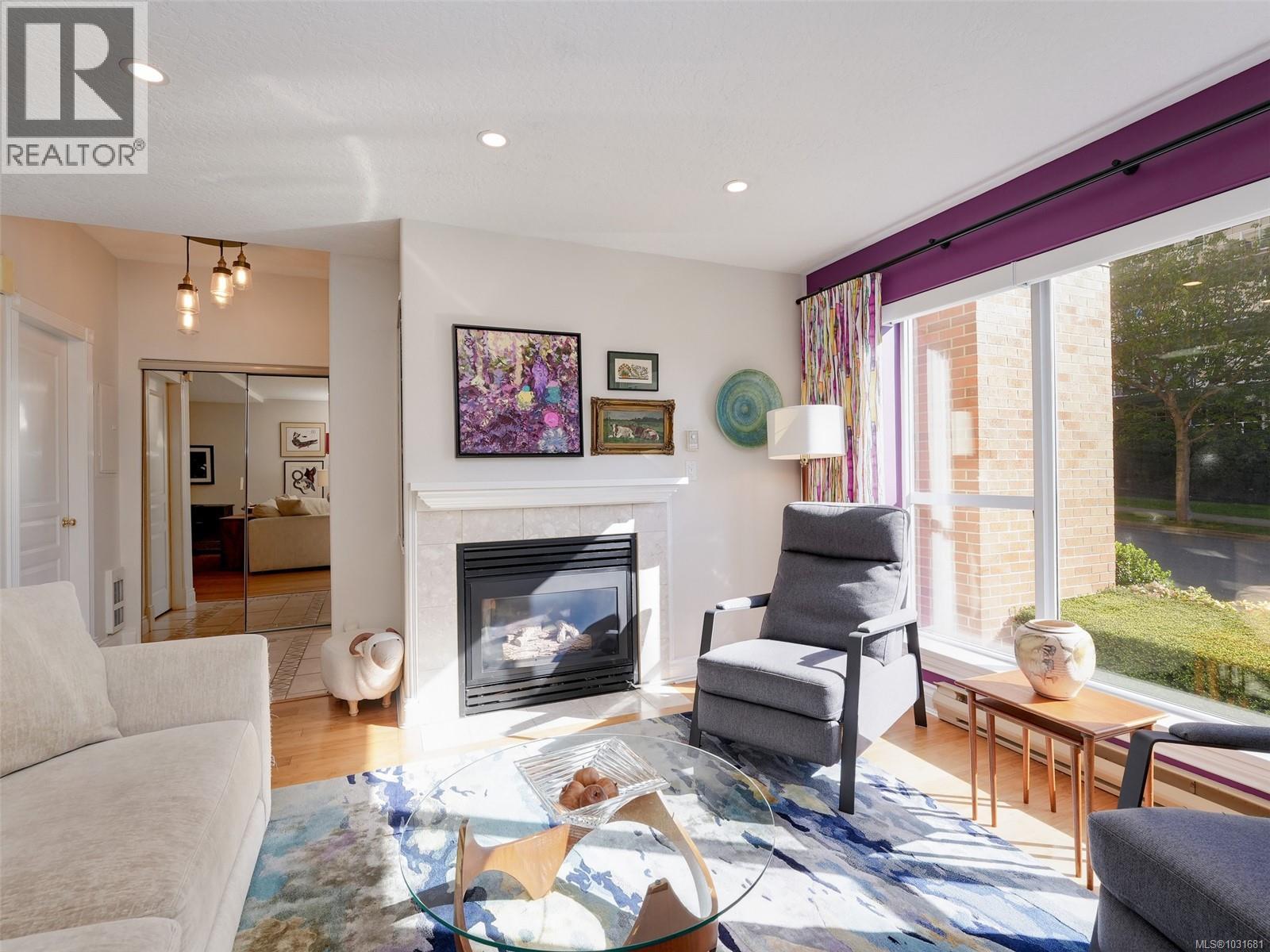 104 75 Songhees Road, Victoria