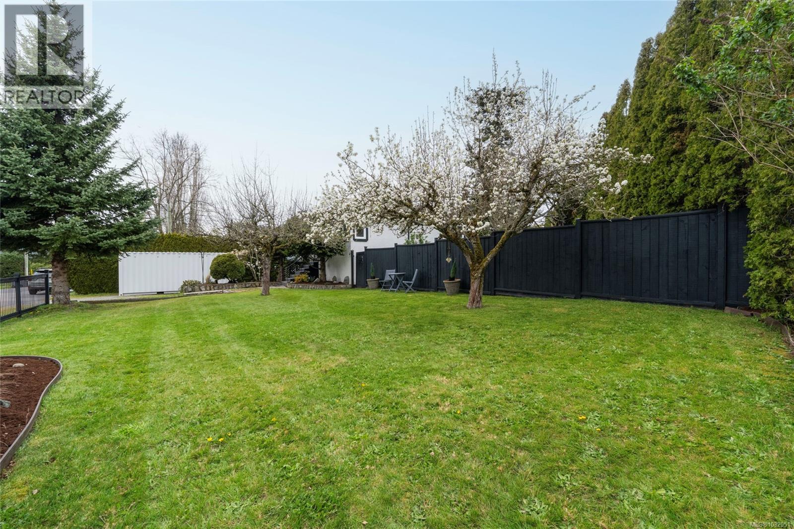  870 Pendene Place, Saanich