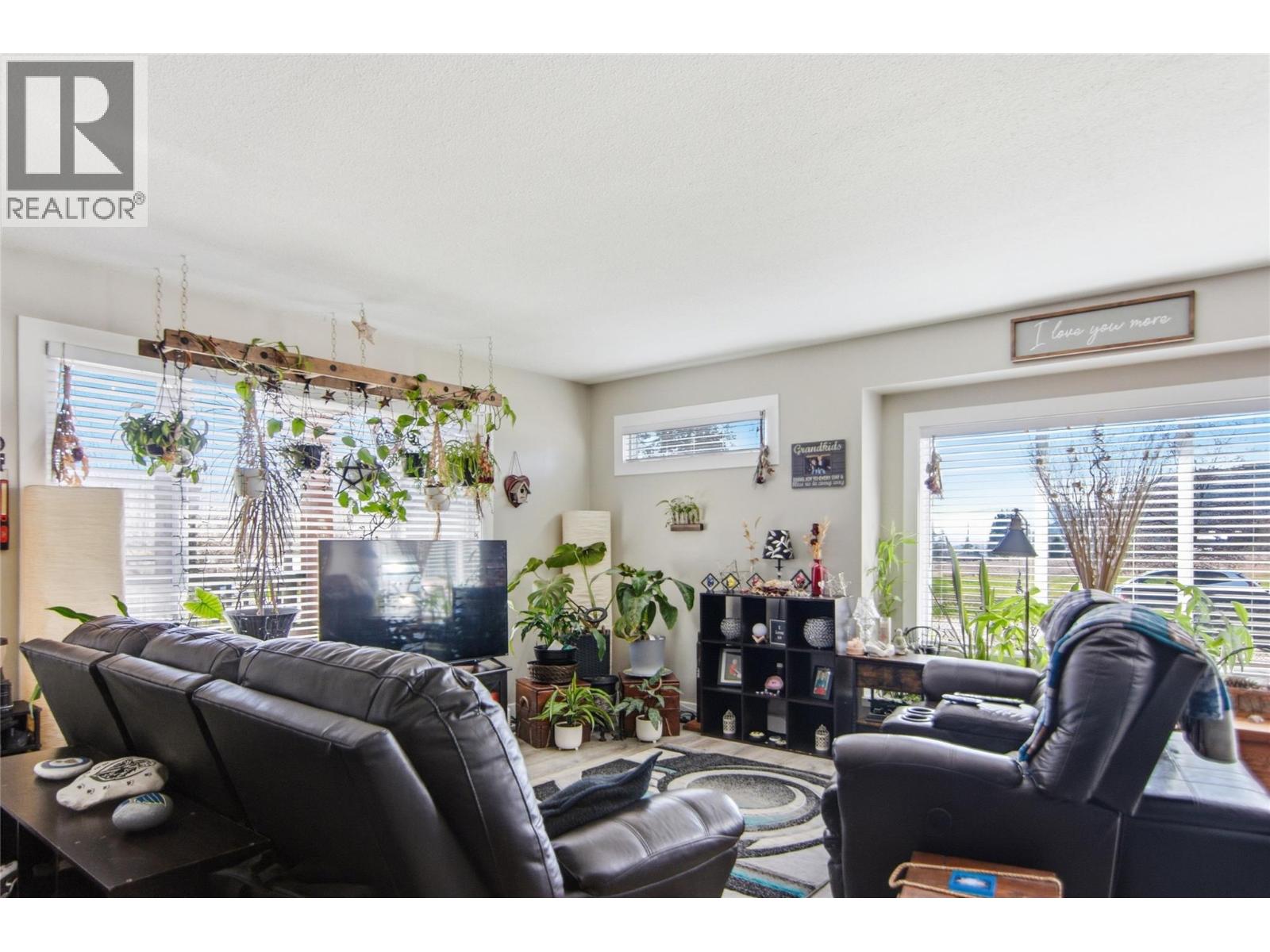 3014 HARWOOD ROAD - 4