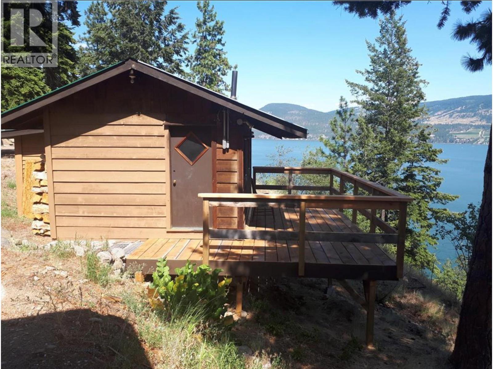 7142 Fintry Delta Road N - 5