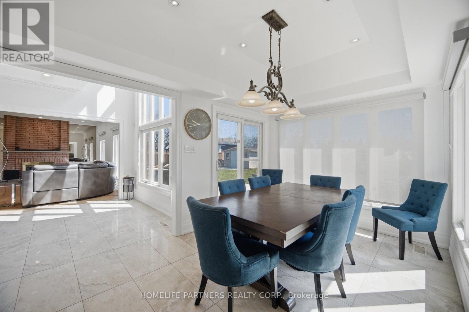 27 MARCONI AVENUE - 18