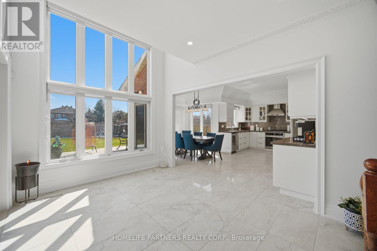 27 MARCONI AVENUE - 24