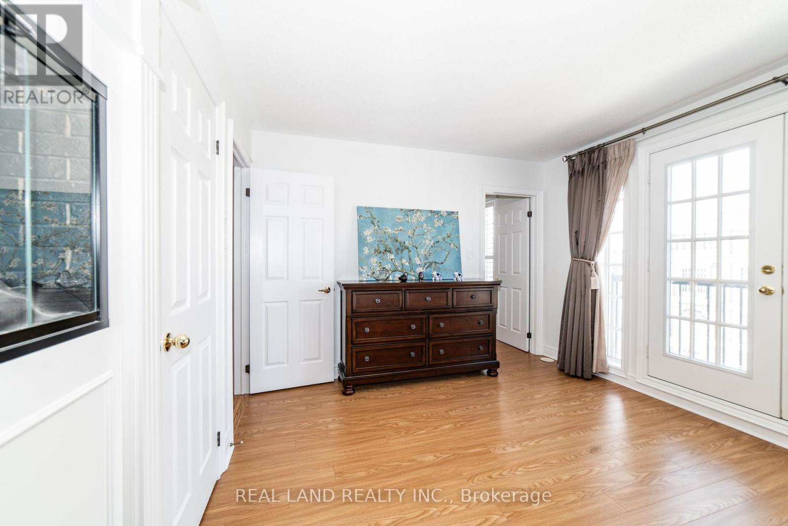 41 LORD DURHAM ROAD - 25