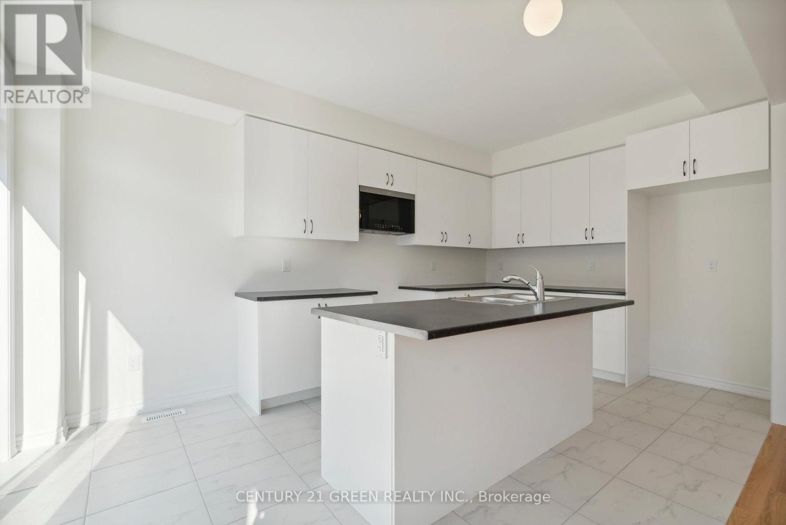 41 DURHAM AVENUE - 12
