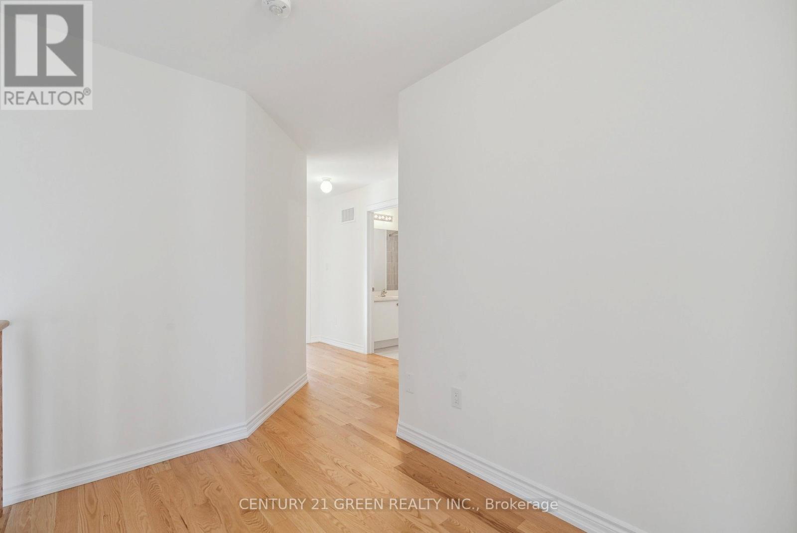 41 DURHAM AVENUE - 22