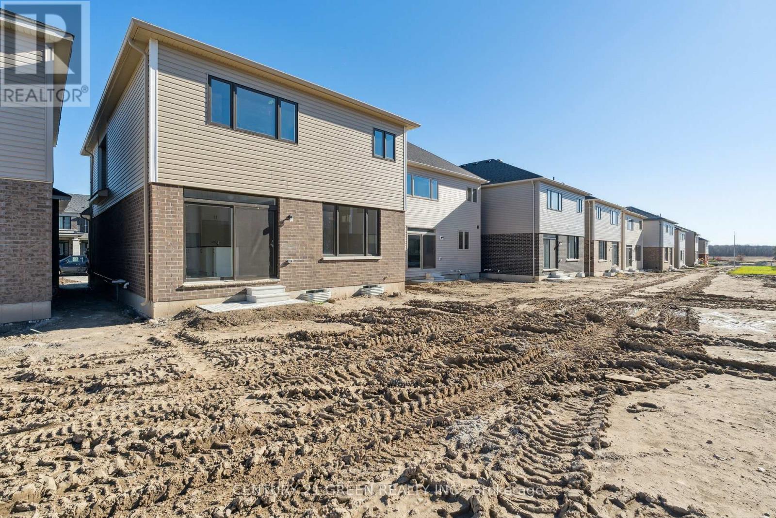 41 DURHAM AVENUE - 42