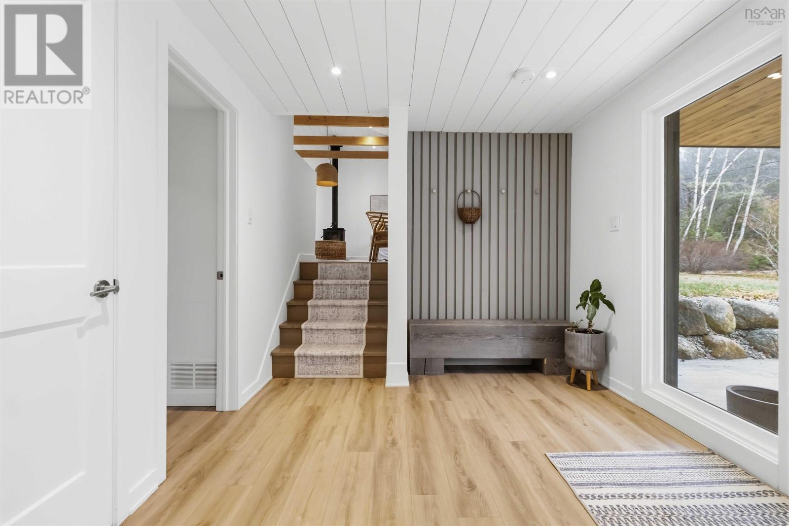 Property 6 of 48 of 87 Mount Pleasant Road