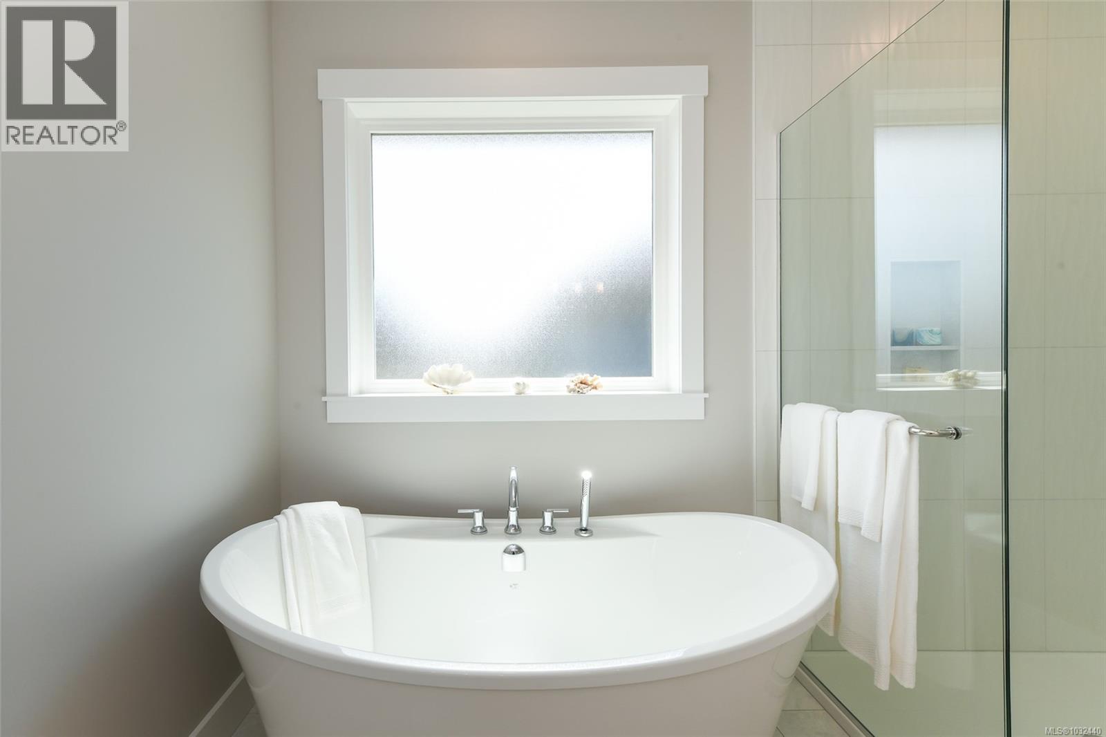 3400 Rhys Rd, Courtenay