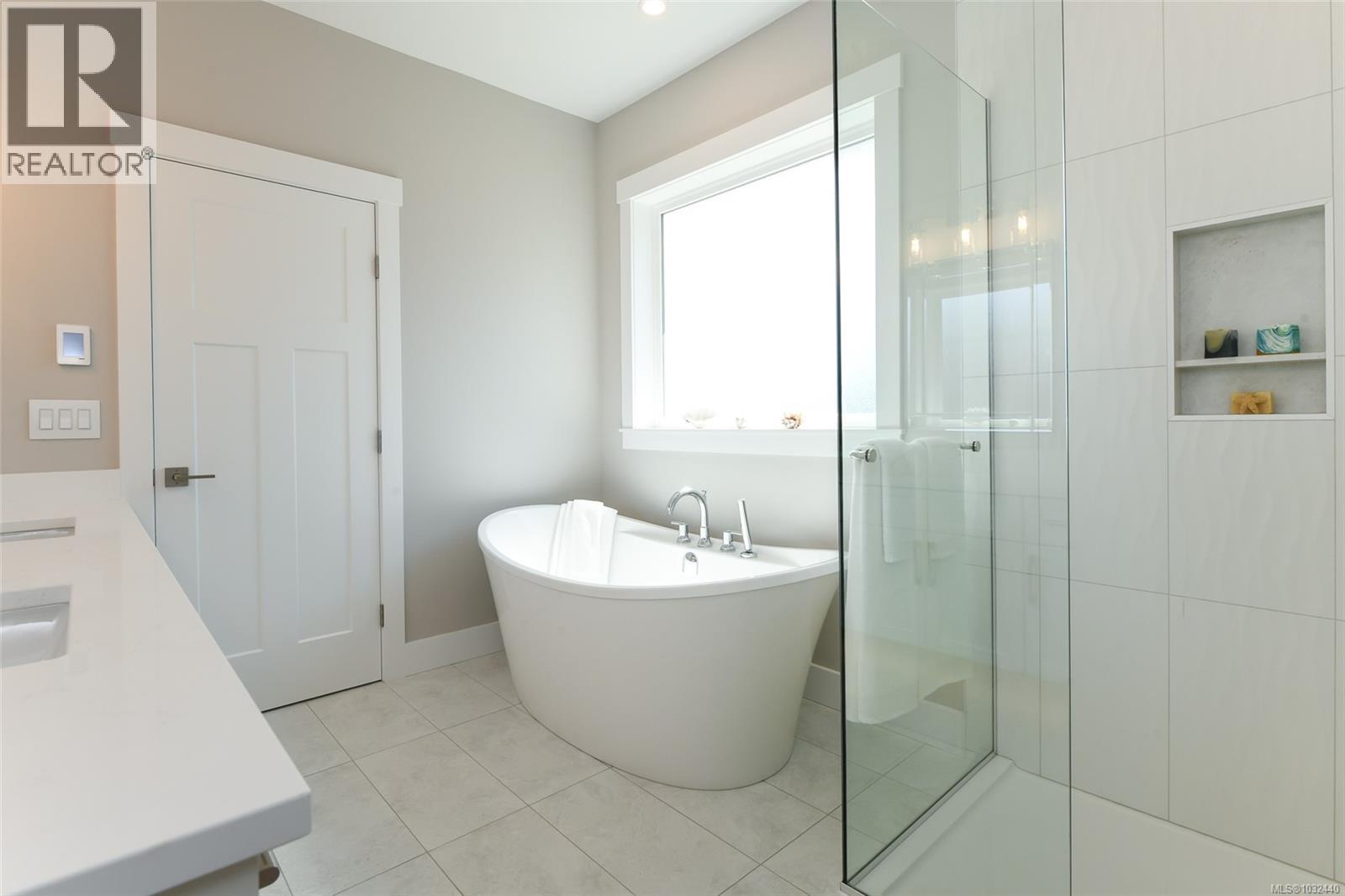 3400 Rhys Rd, Courtenay