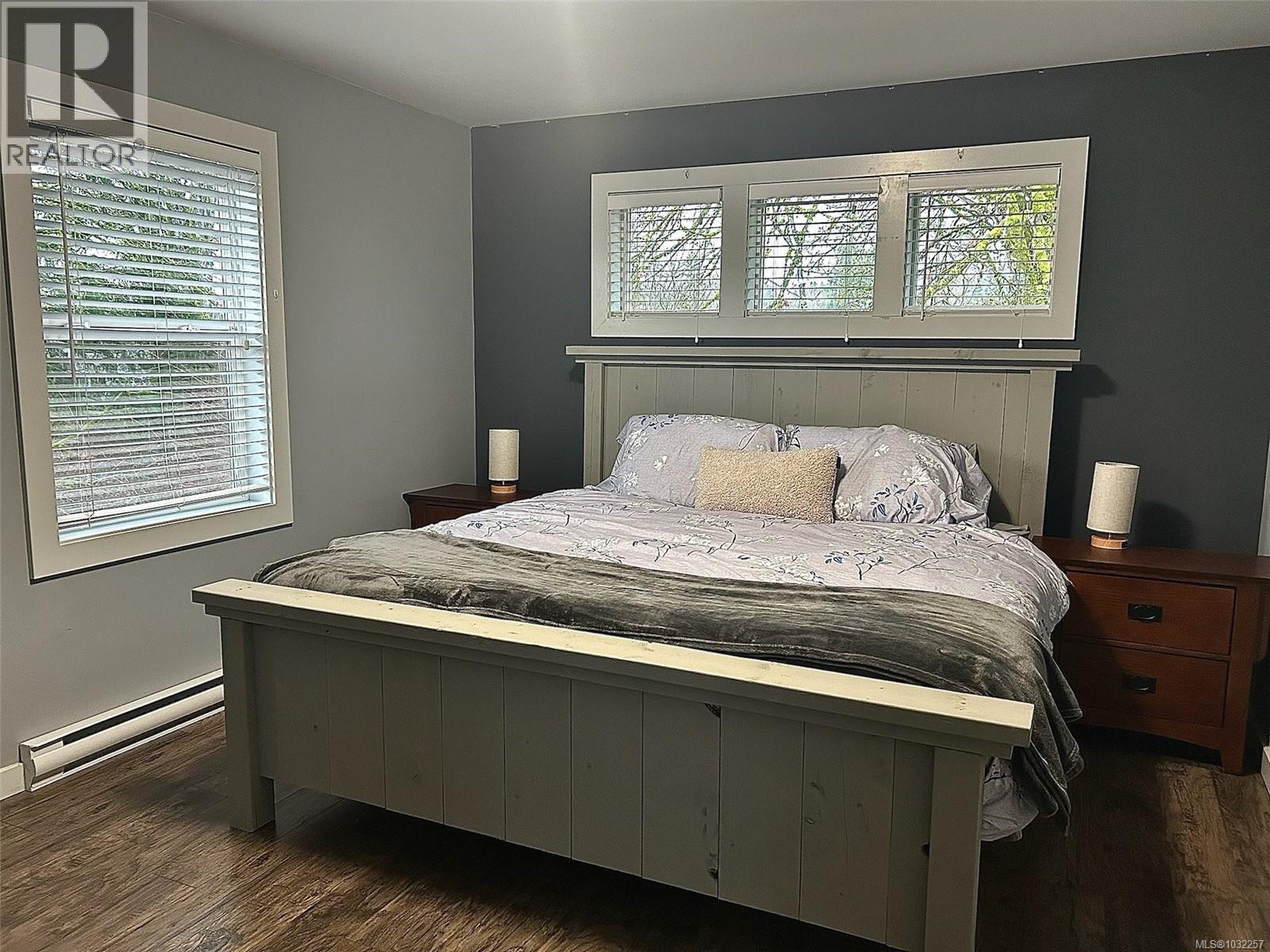 #4 6146 Ryall Rd - 12