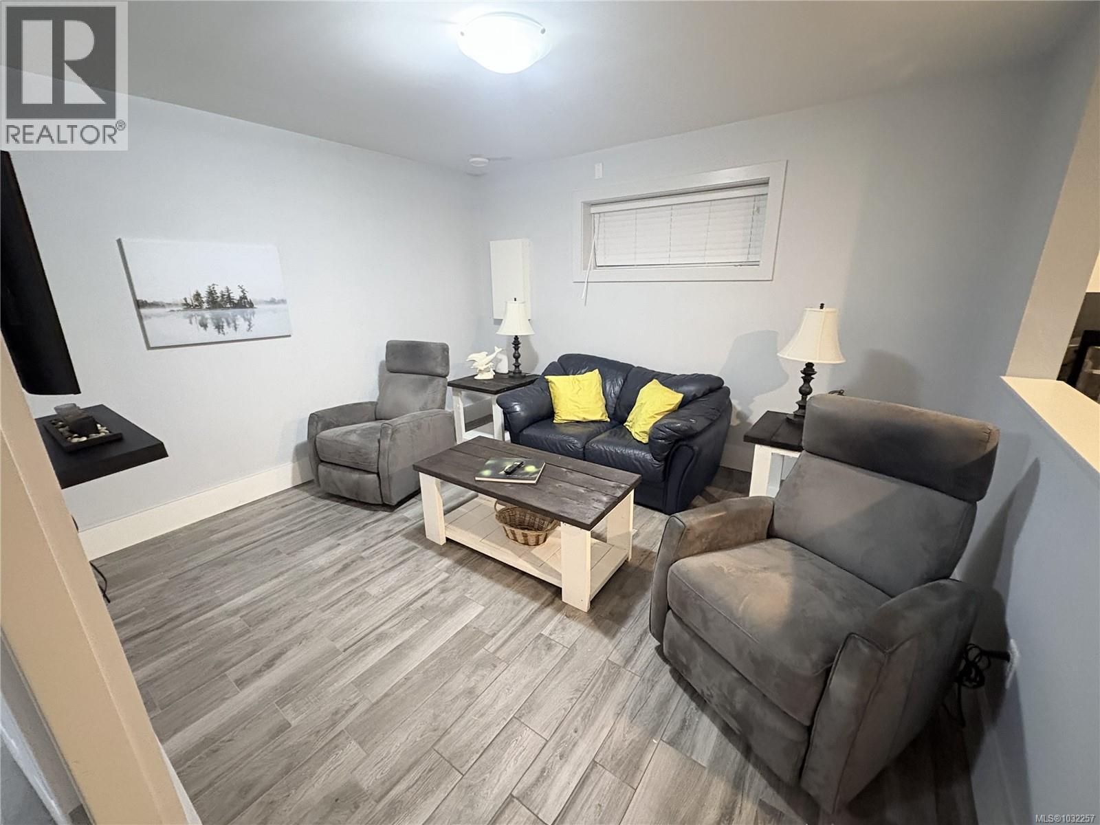 #4 6146 Ryall Rd - 15