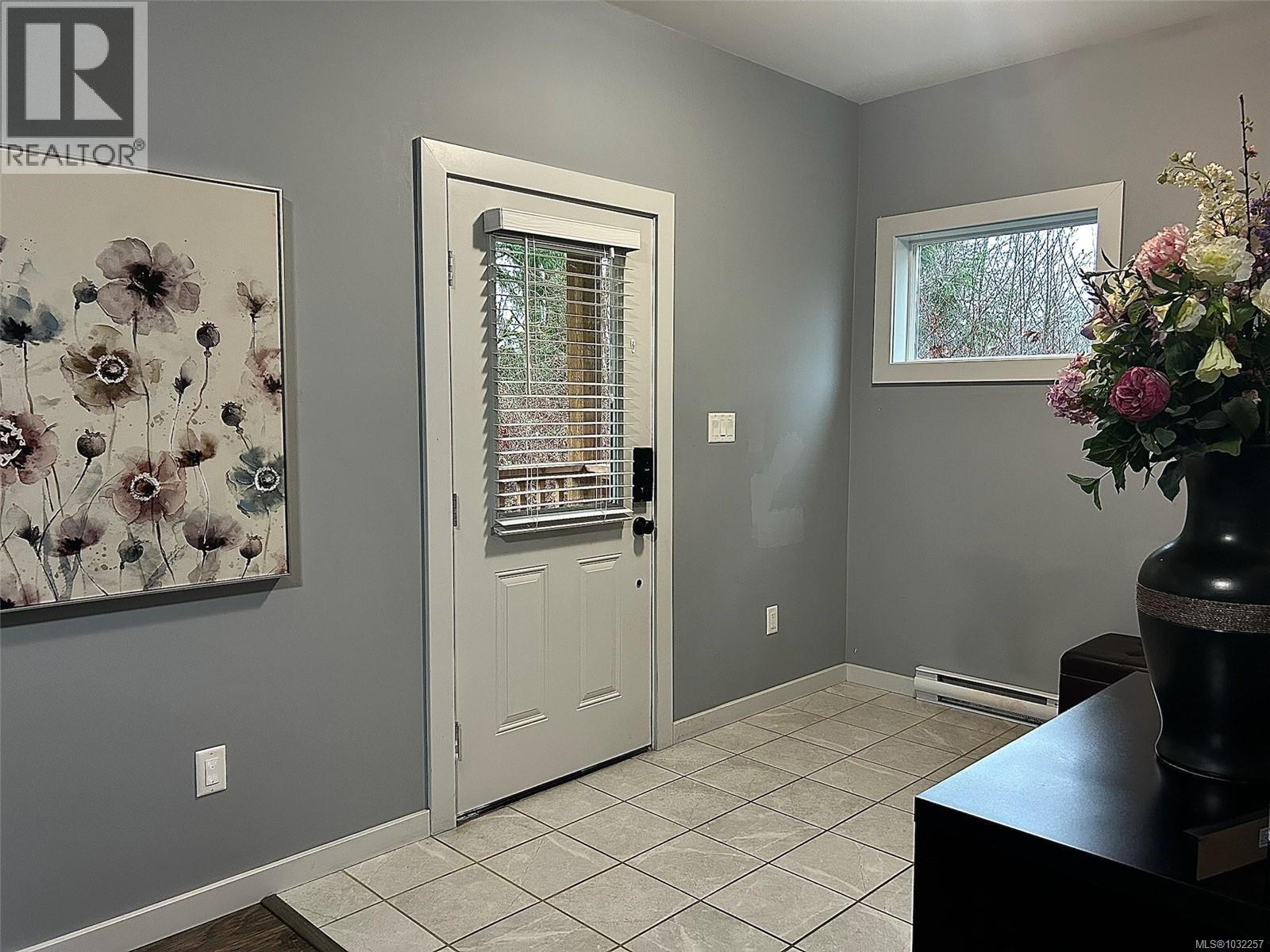 #4 6146 Ryall Rd - 2