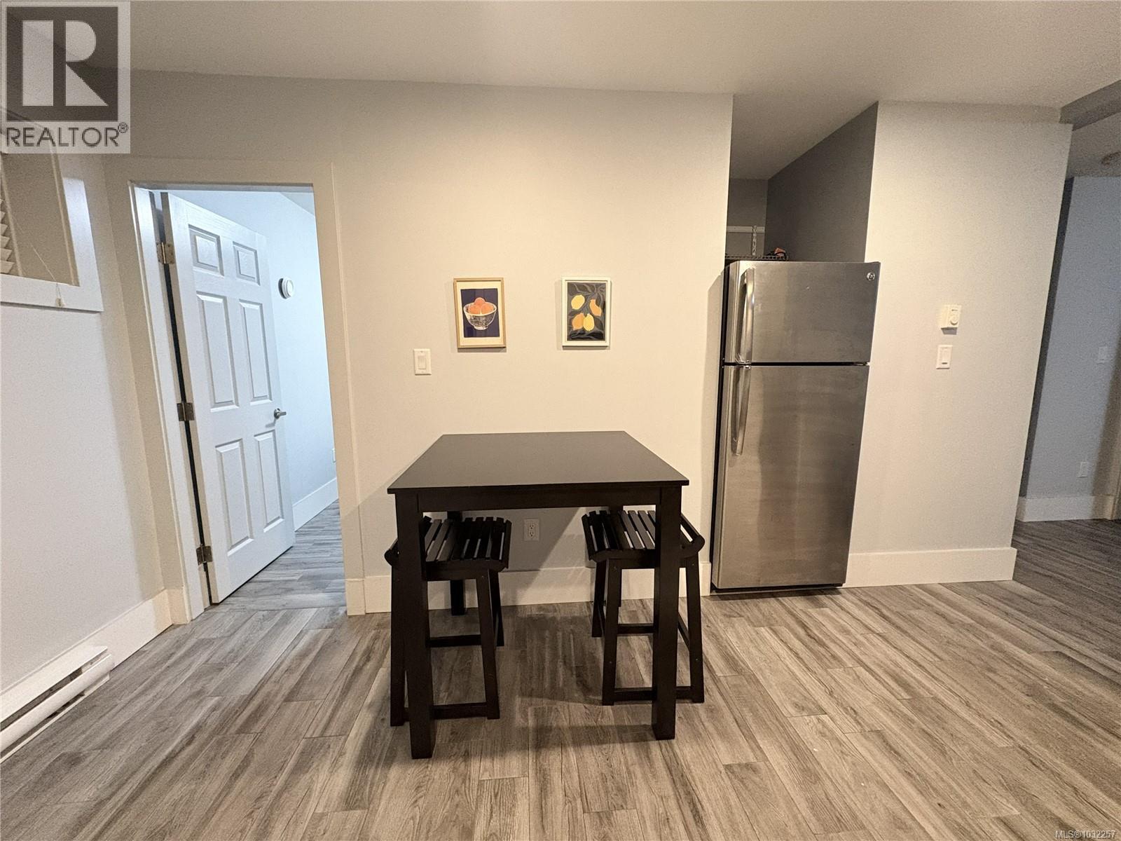 #4 6146 Ryall Rd - 20