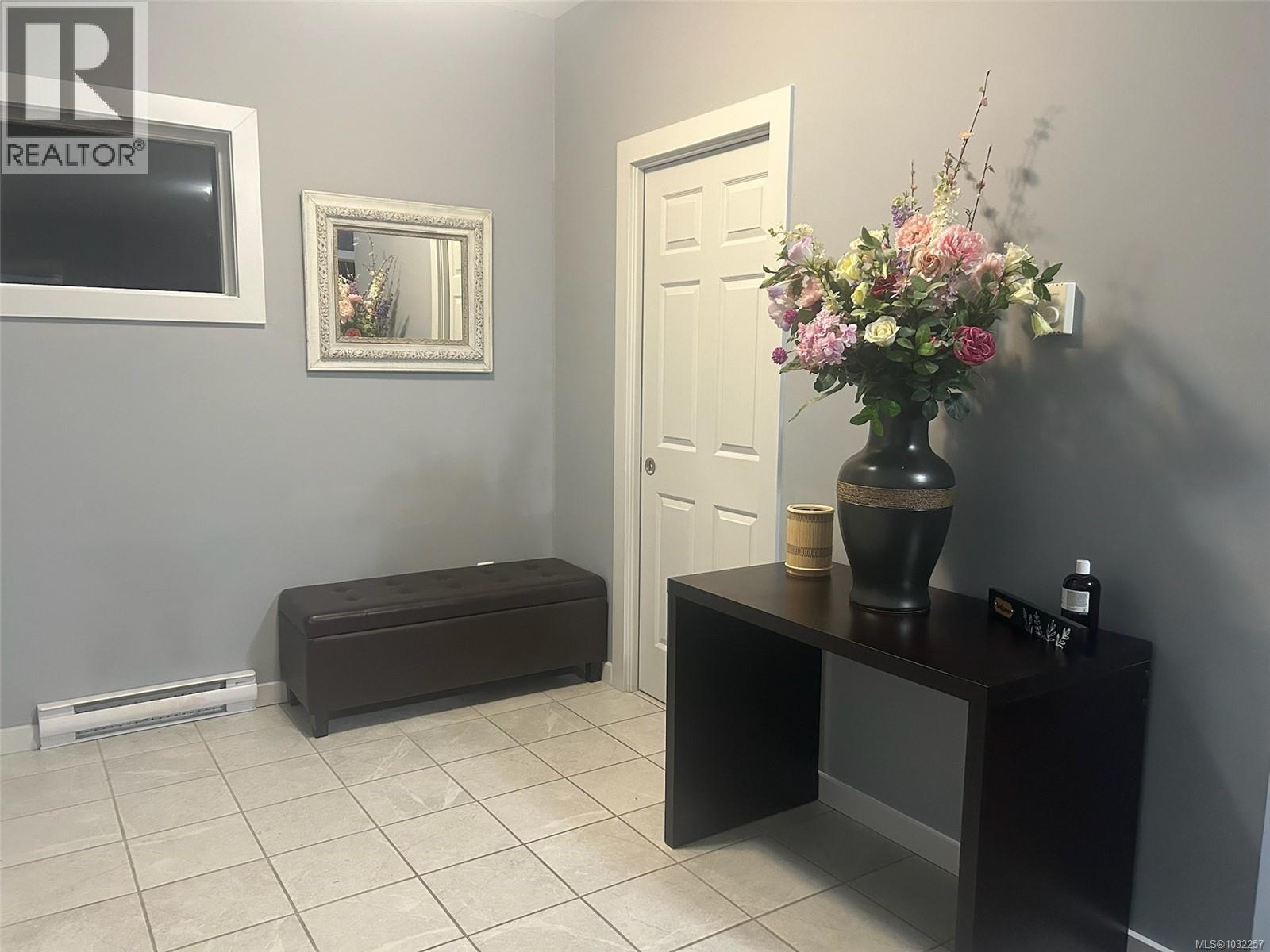 #4 6146 Ryall Rd - 3