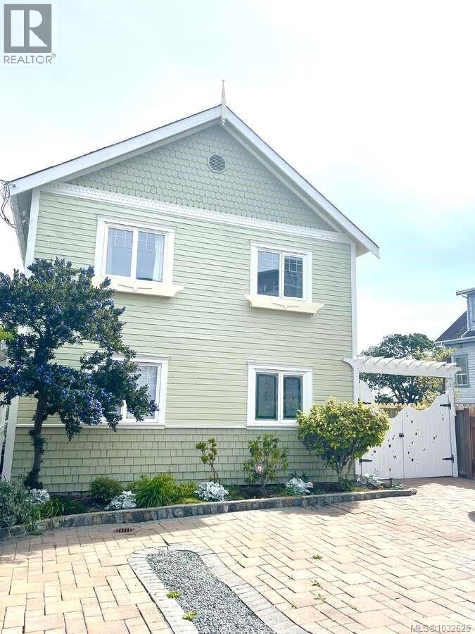  485 Head Street, Esquimalt