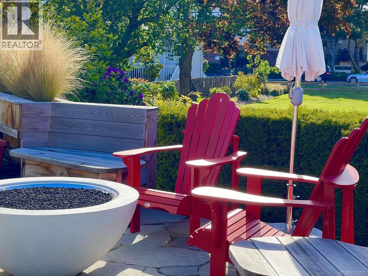  485 Head Street, Esquimalt